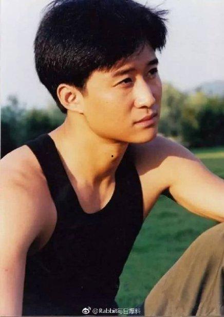 吴京八卦爆料视频大全集,揭秘娱乐圈不为人知的幕后故事